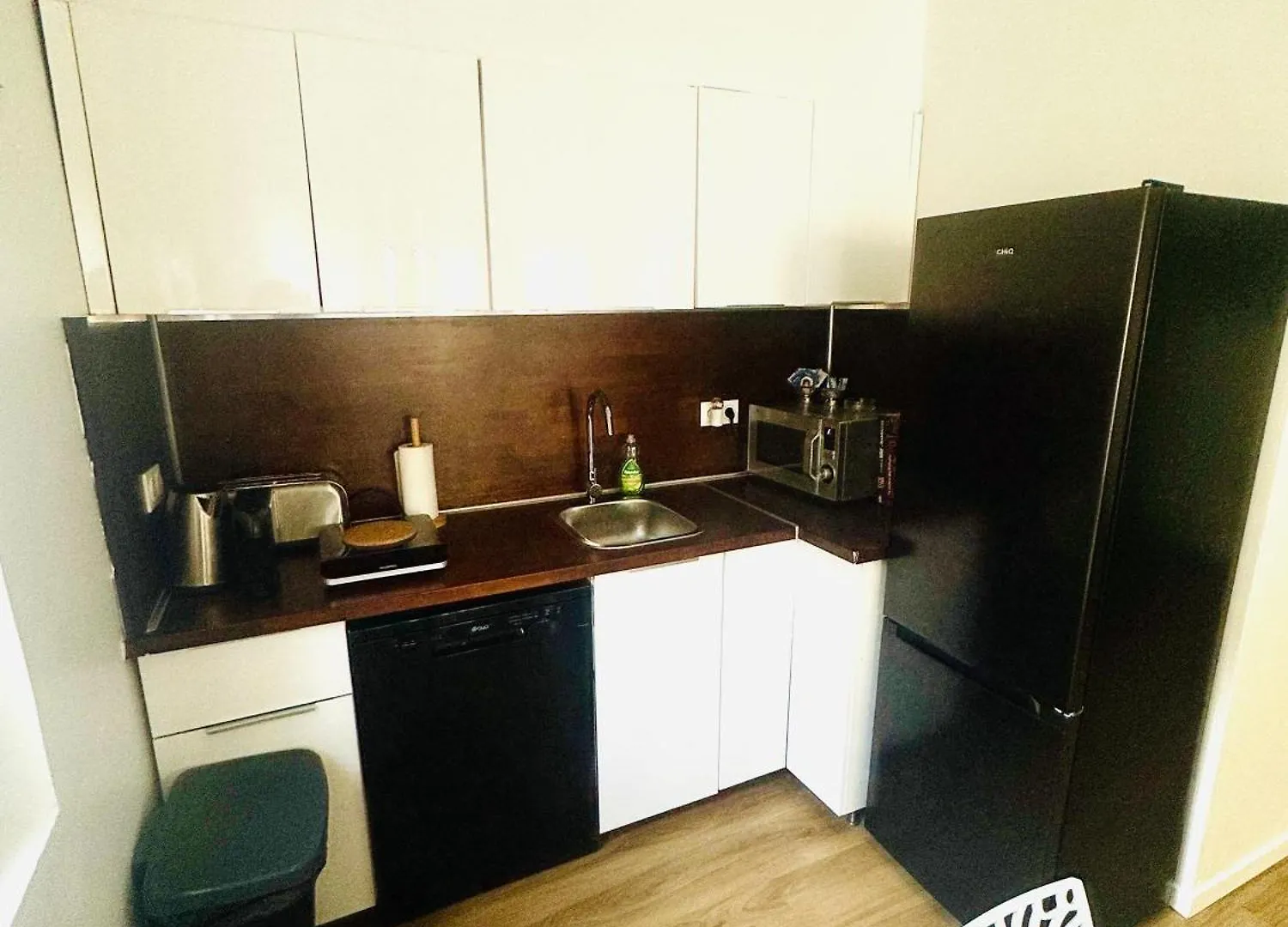 Jolie Maison Individuelle 50 M2 ,Design Et Climatisee, Tout Confort, Wifi, Terasse Privee , 5 Min Plage Et Autoroute, Stationnement Gratuit Marseille Hébergement de vacances