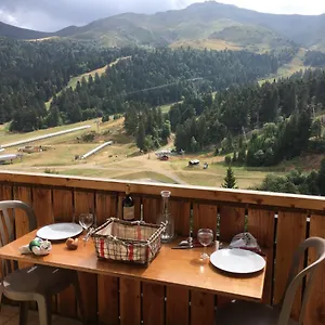 https://residence-les-cristallines.hotels-rhonealpes.com