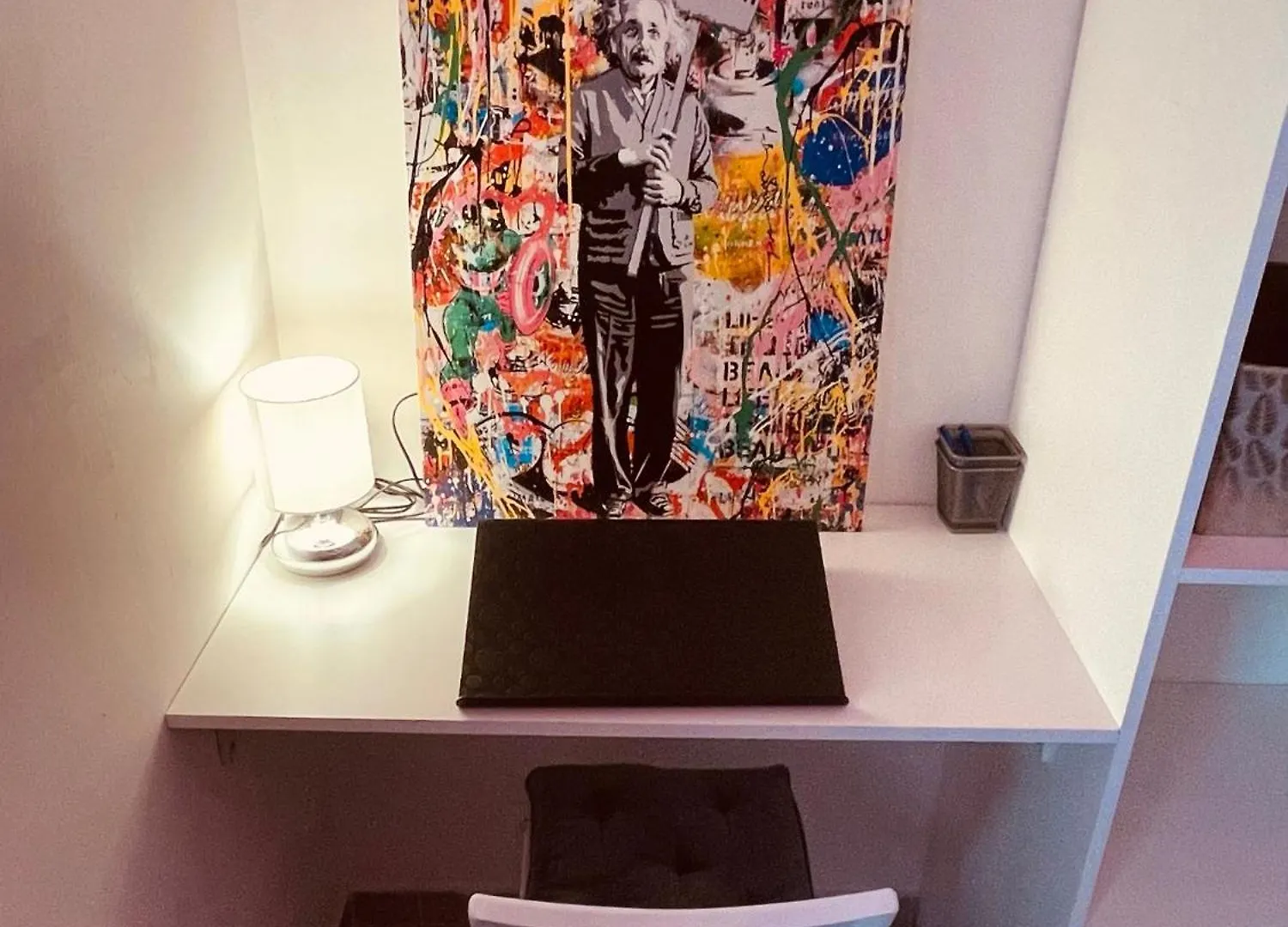 Jolie Maison Individuelle 50 M2 ,Design Et Climatisee, Tout Confort, Wifi, Terasse Privee , 5 Min Plage Et Autoroute, Stationnement Gratuit Marseille